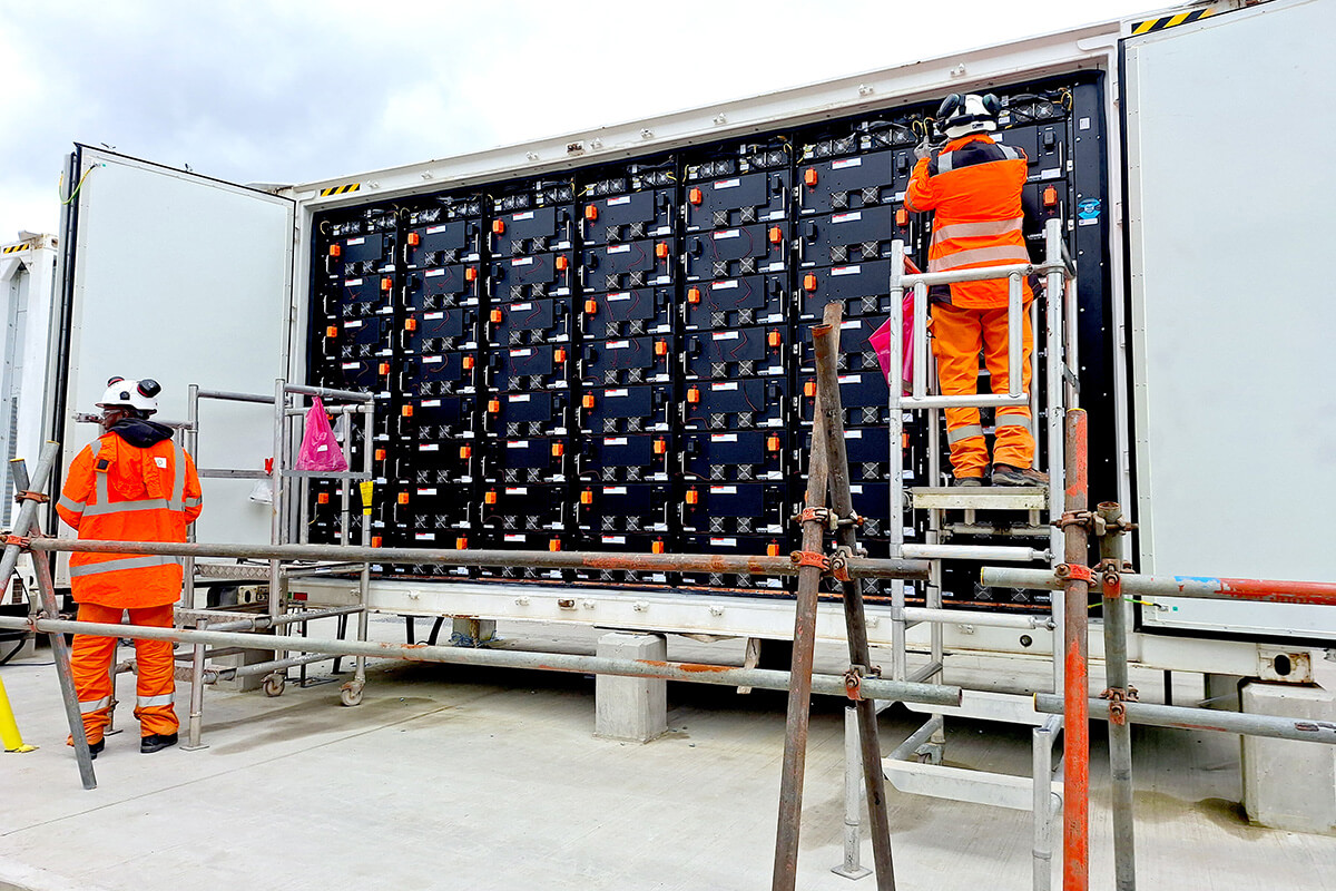 Mobile battery storage