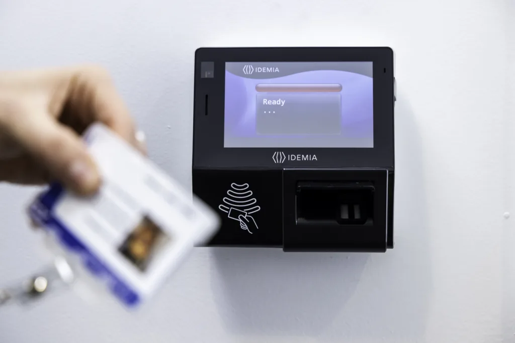 Security badge scanner